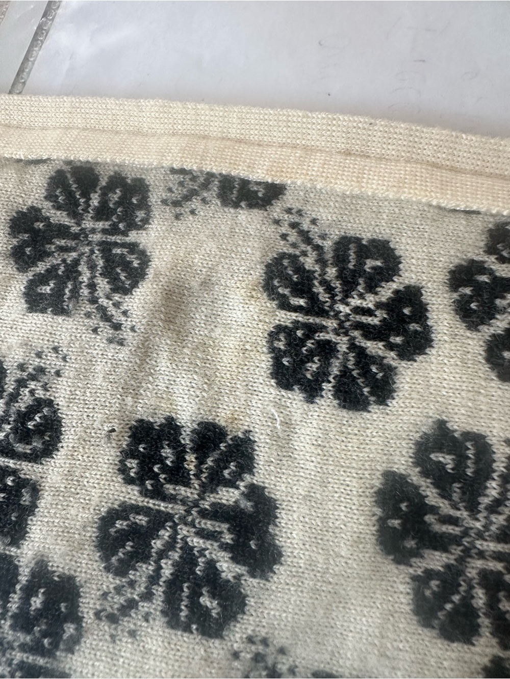 Neve Designs Charcoal Black White Merino Wool Floral Full Zip Hoodie L - Picture 9 of 10